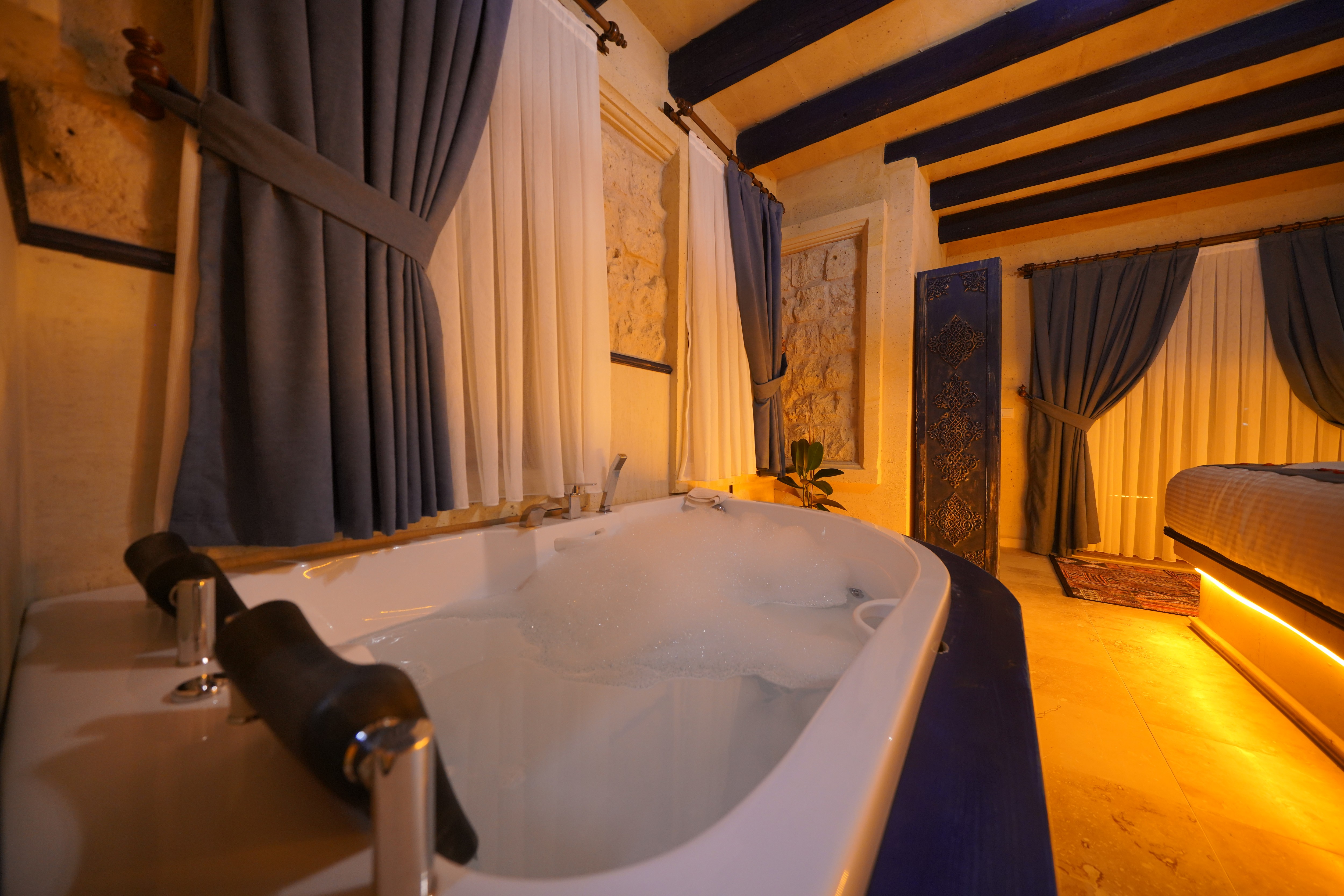 Uçhisar Palace in Cappadocia luxury cave hotel — Uçhisar, Cappadocia