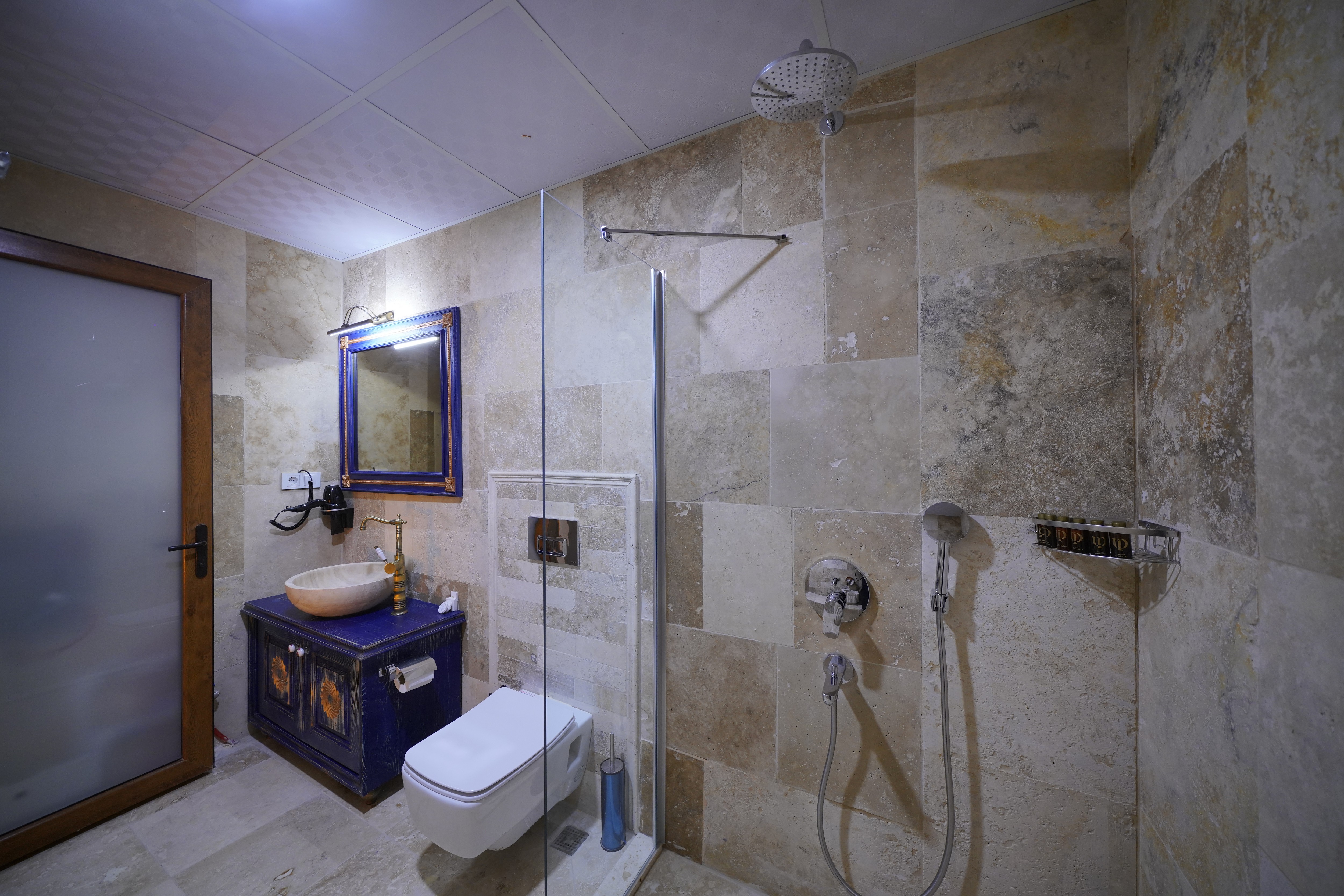 Avanos Suite