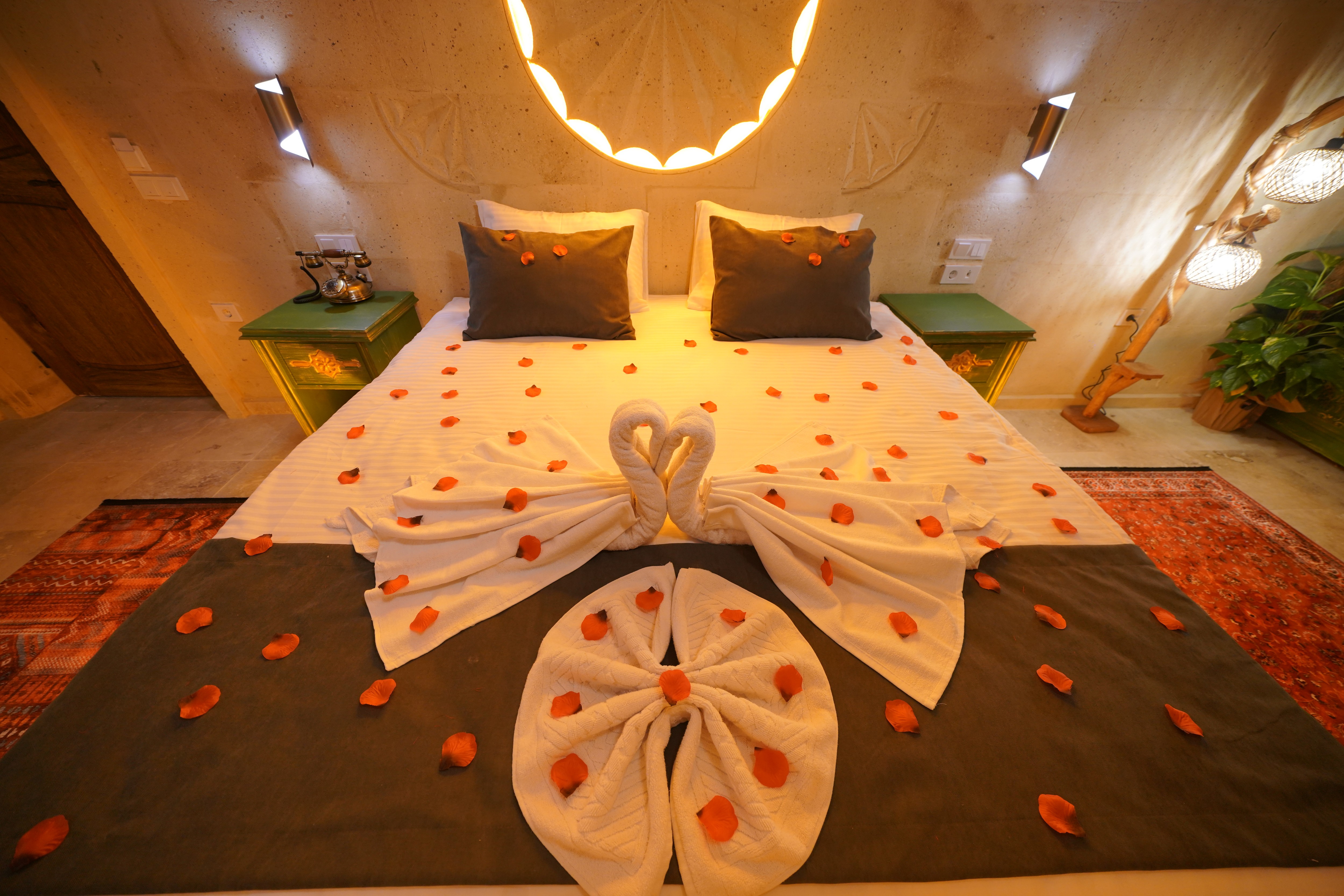 Çavuşin Suite